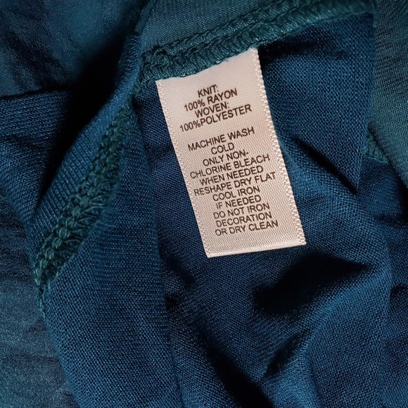 Loft Outlet Women's size Medium Blue/Green Pullover Blouse - Gently Used - Picture 8 of 8